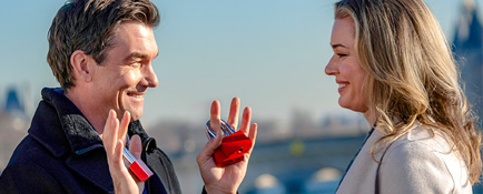 Jerry O'Connell and Rebecca Romijn star in Love Locks.