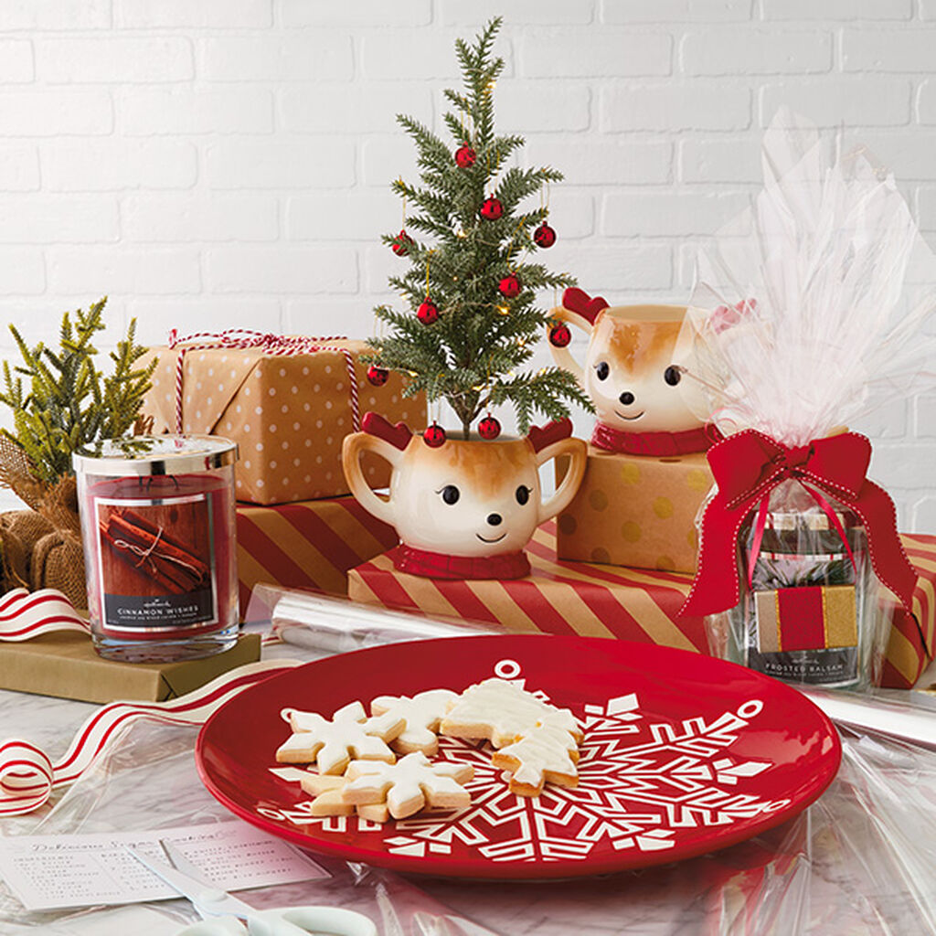 Christmas Cards Gifts Ornaments Decorations Hallmark