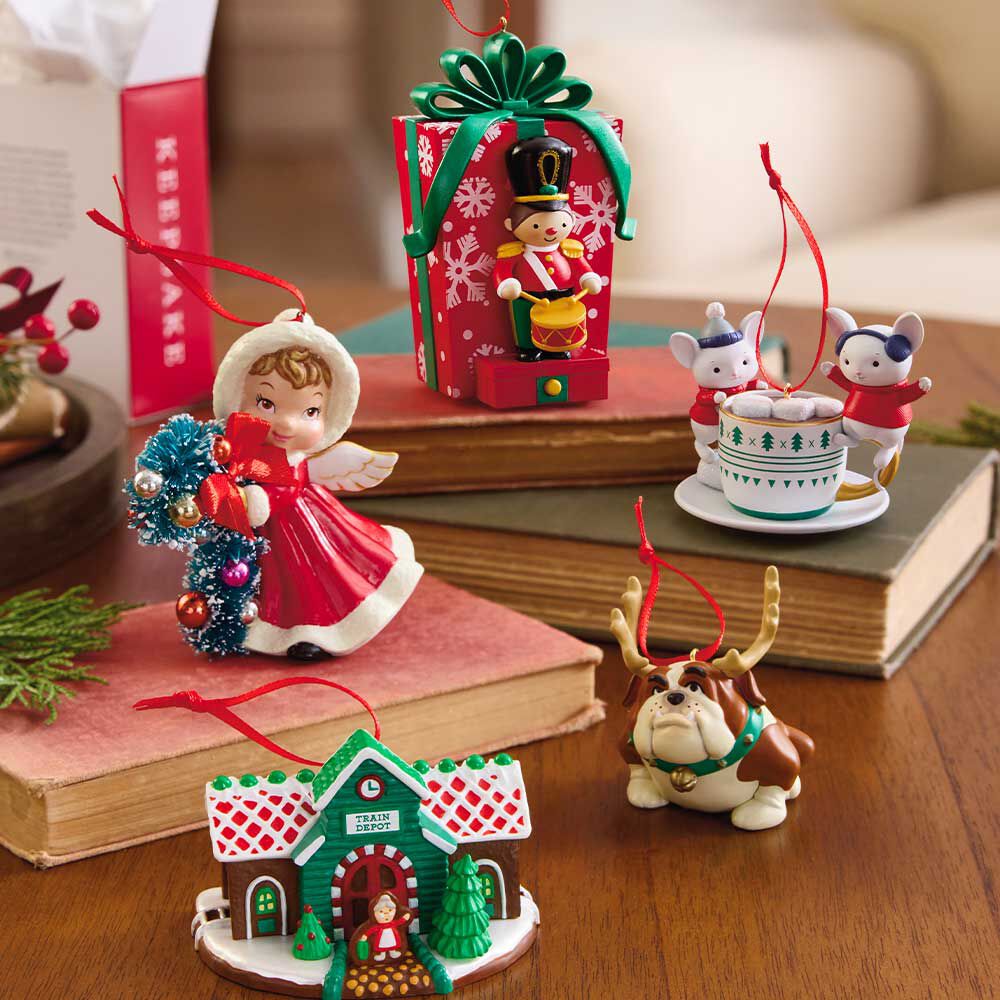 Shop All Ornaments