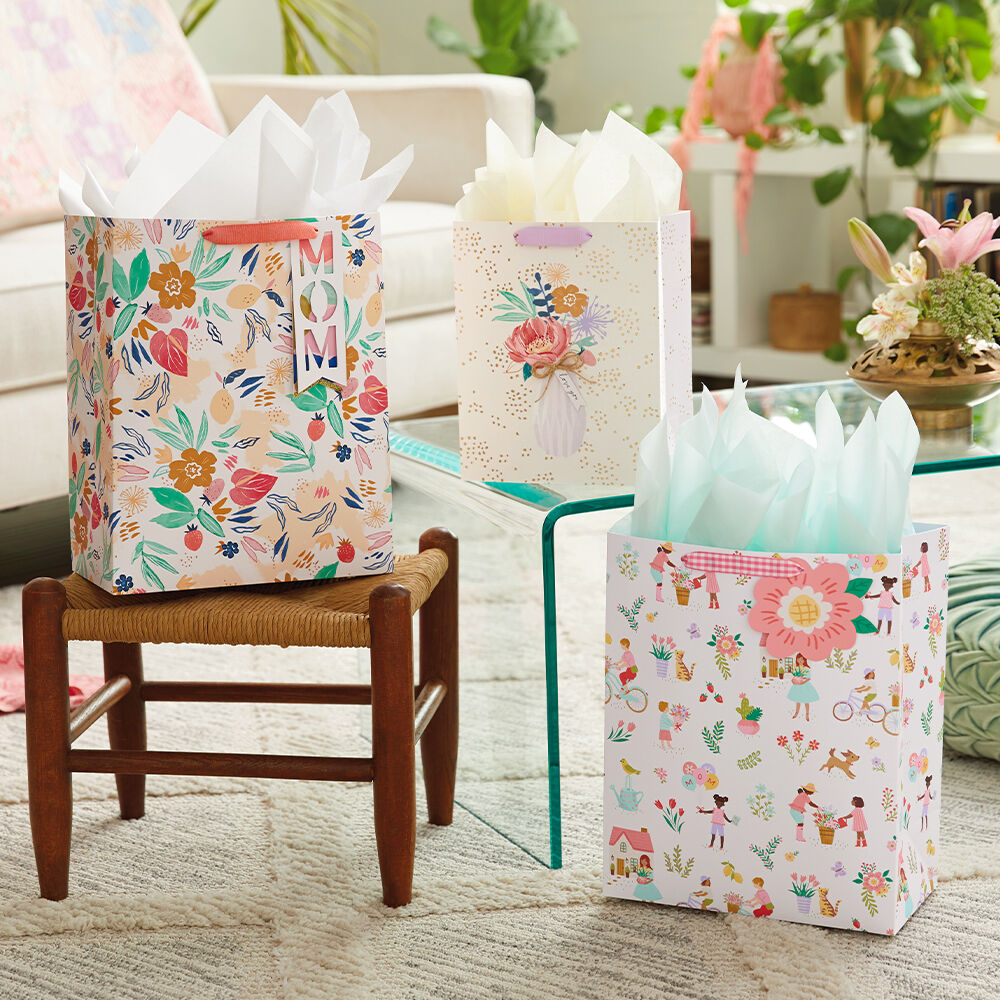 13" Pink and Gold Large Mother's Day Gift Bag With Tissue Paper Gift