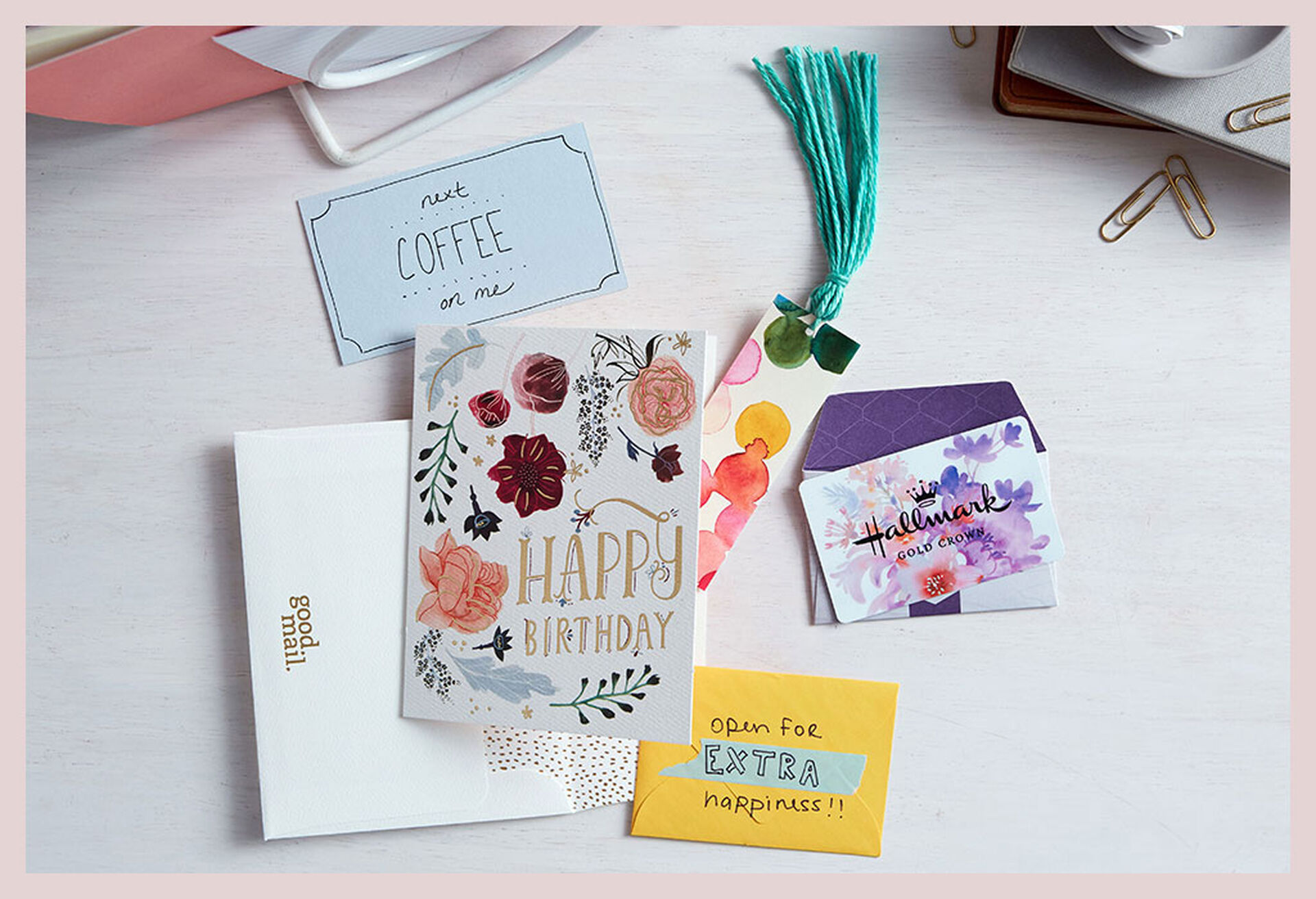 17 Ways To Personalize A Card With Tuck In Gifts Hallmark Ideas Inspiration