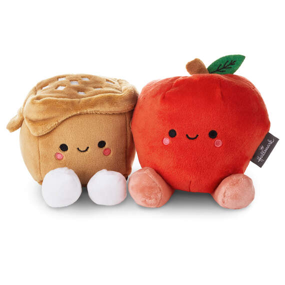 Better Together Caramel and Apple Magnetic Plush, 6.5"