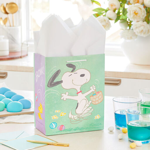 9.6" Peanuts® Snoopy the Easter Beagle Medium Gift Bag, 