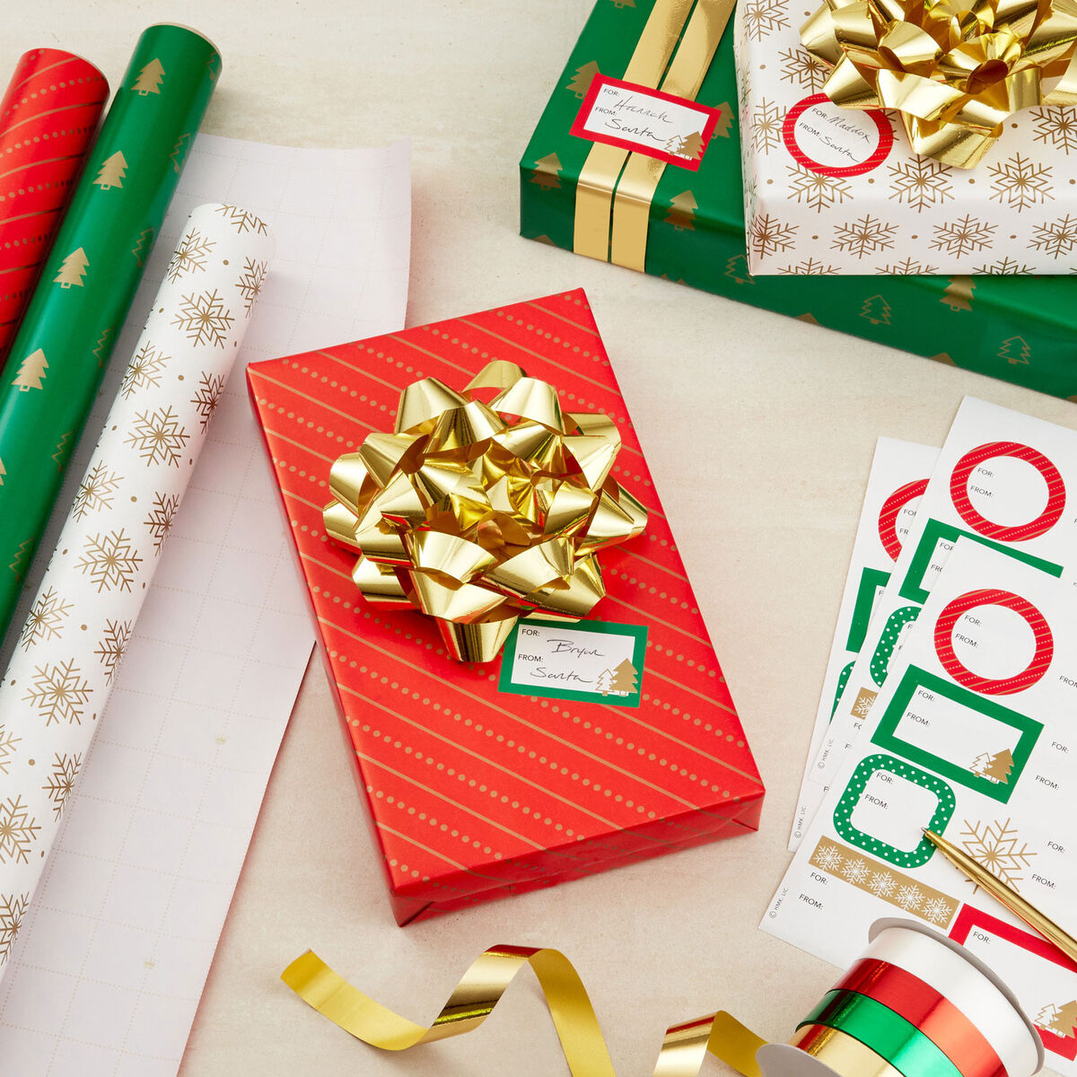 Christmas Gift Wrap Kit With Wrapping Paper, Bows, Ribbons and Tags