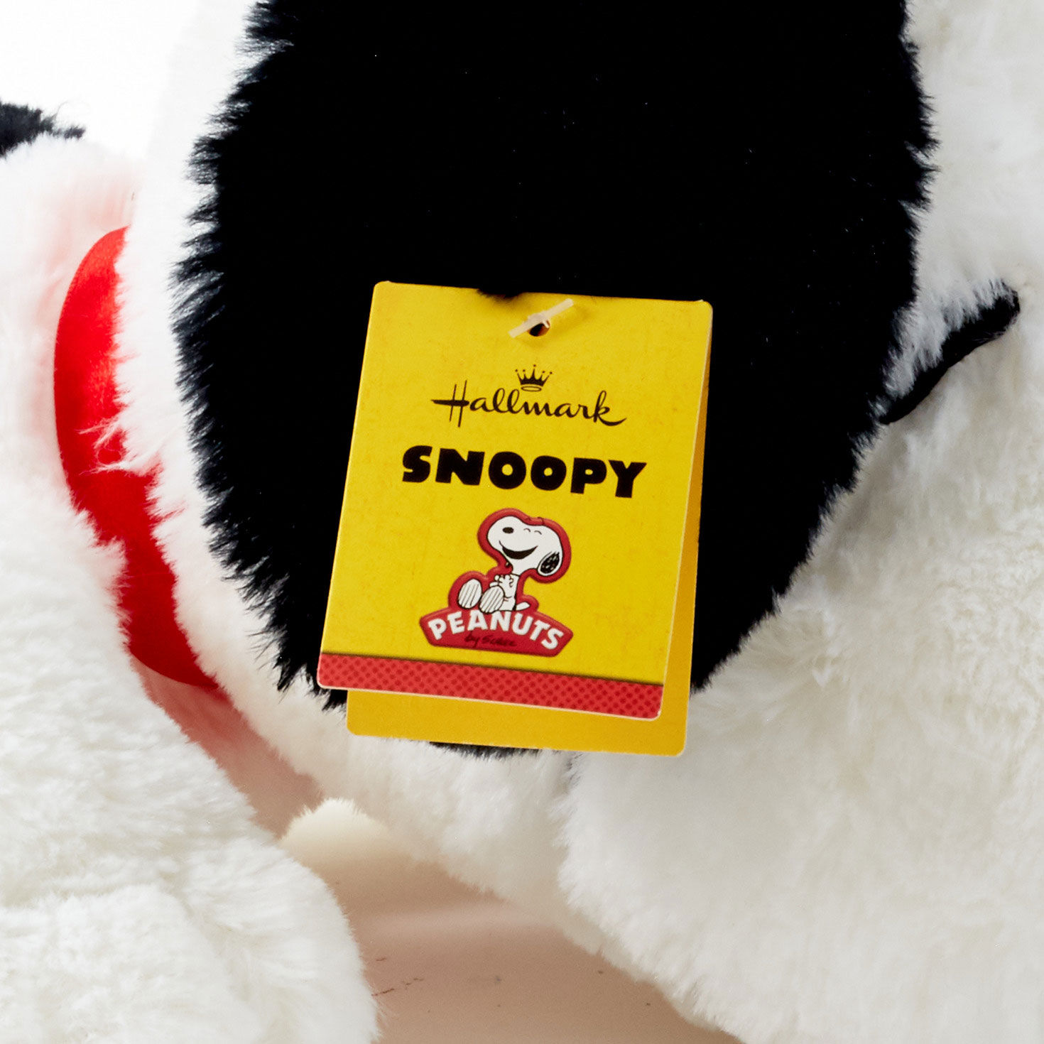 Snoopy Lying Down closeup view image number 6
