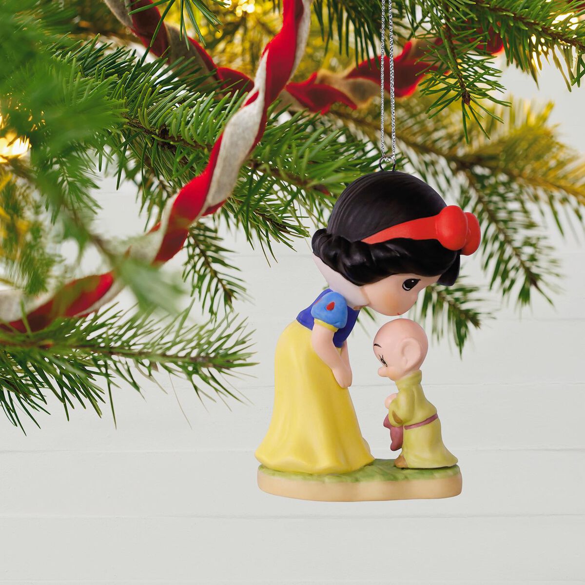 Precious Moments® Disney Snow White and Dopey Porcelain