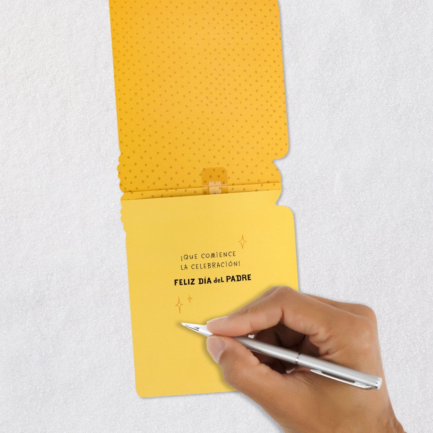 Beer Mug Spanish Father's Day Card With Music Signing card image number 6