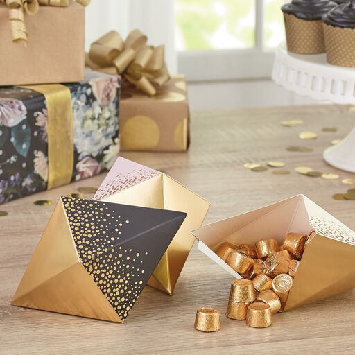 Champagne Bubbles Prism Favor Boxes 3-Pack, 