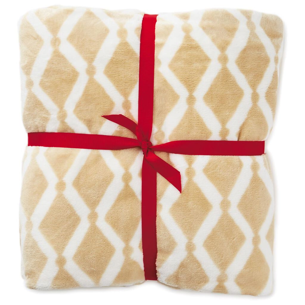 tan and white lattice