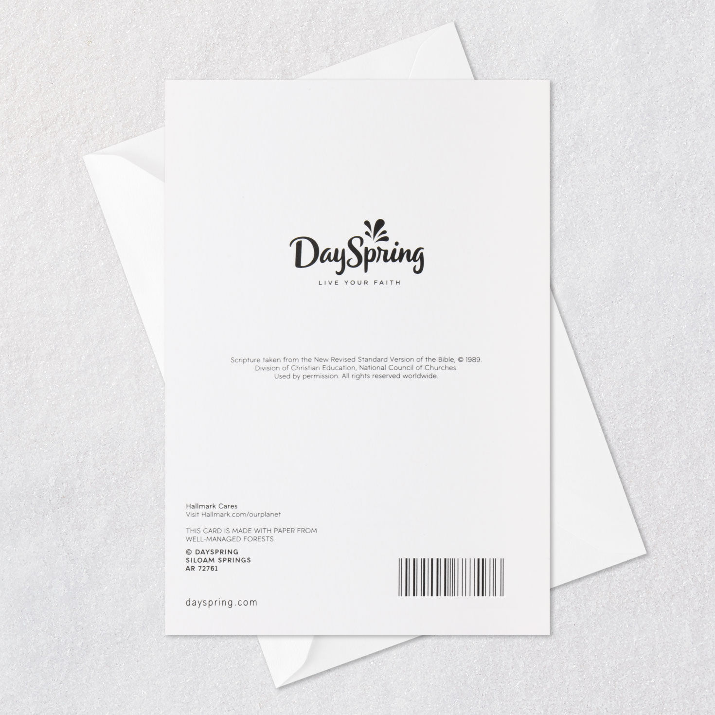 Cross, Chalice and Grapes Communion Card for Girls  image number 8