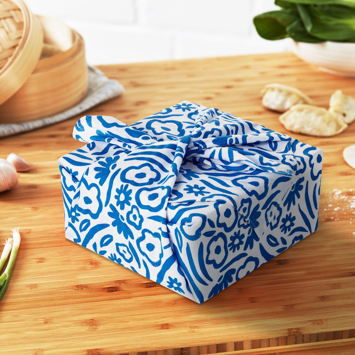 26 Blue Floral Fabric Gift Wrap Wrapping Paper Hallmark
