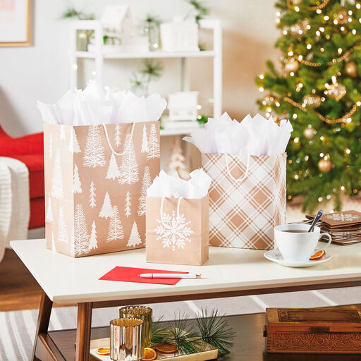 Christmas Kraft 8-Pack Holiday Gift Bags, Assorted Sizes and Designs, 