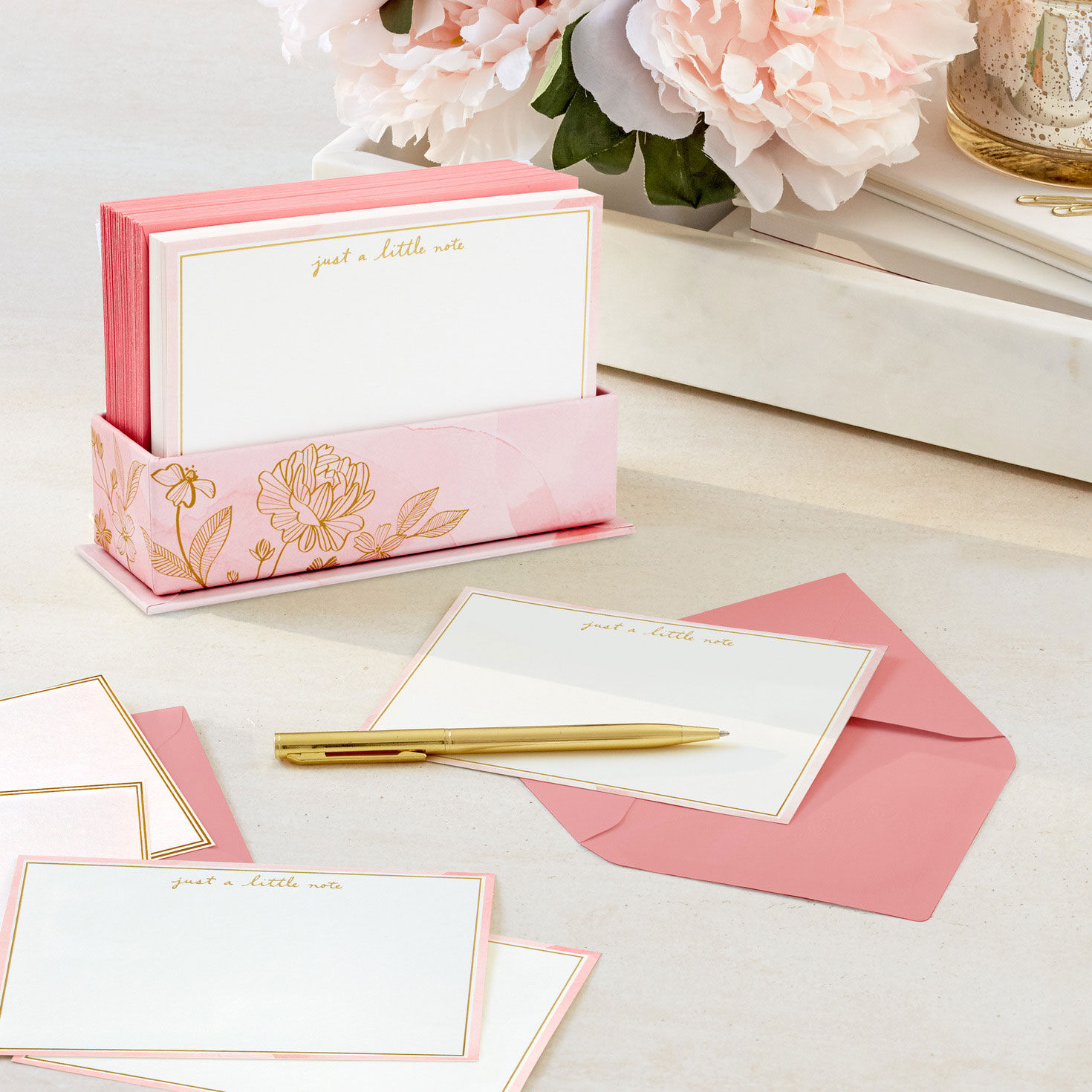 Blush and White Flat Note Cards in Caddy card in use image number 6
