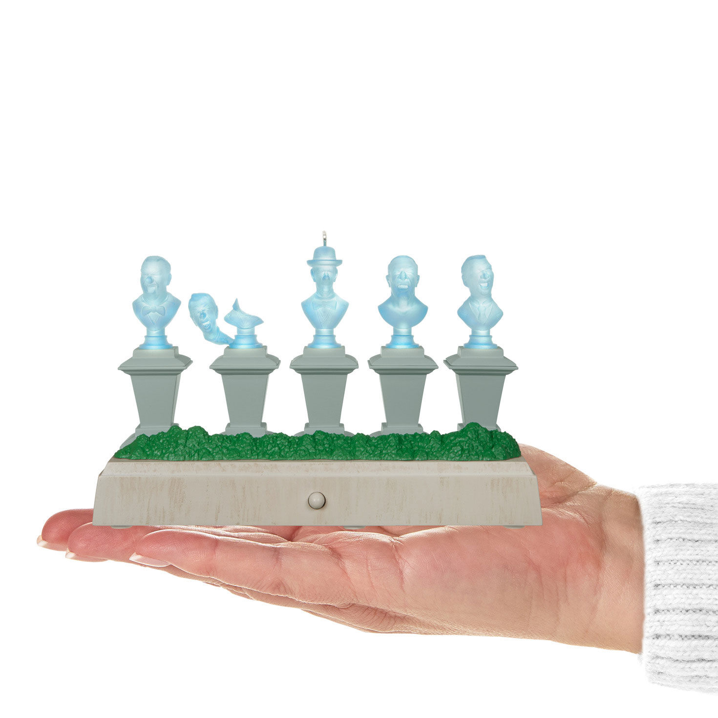 hallmark Keepsake オーナメント　ホーンテッドマンション Amazon.com: Hallmark Keepsake Christmas Ornament 2023