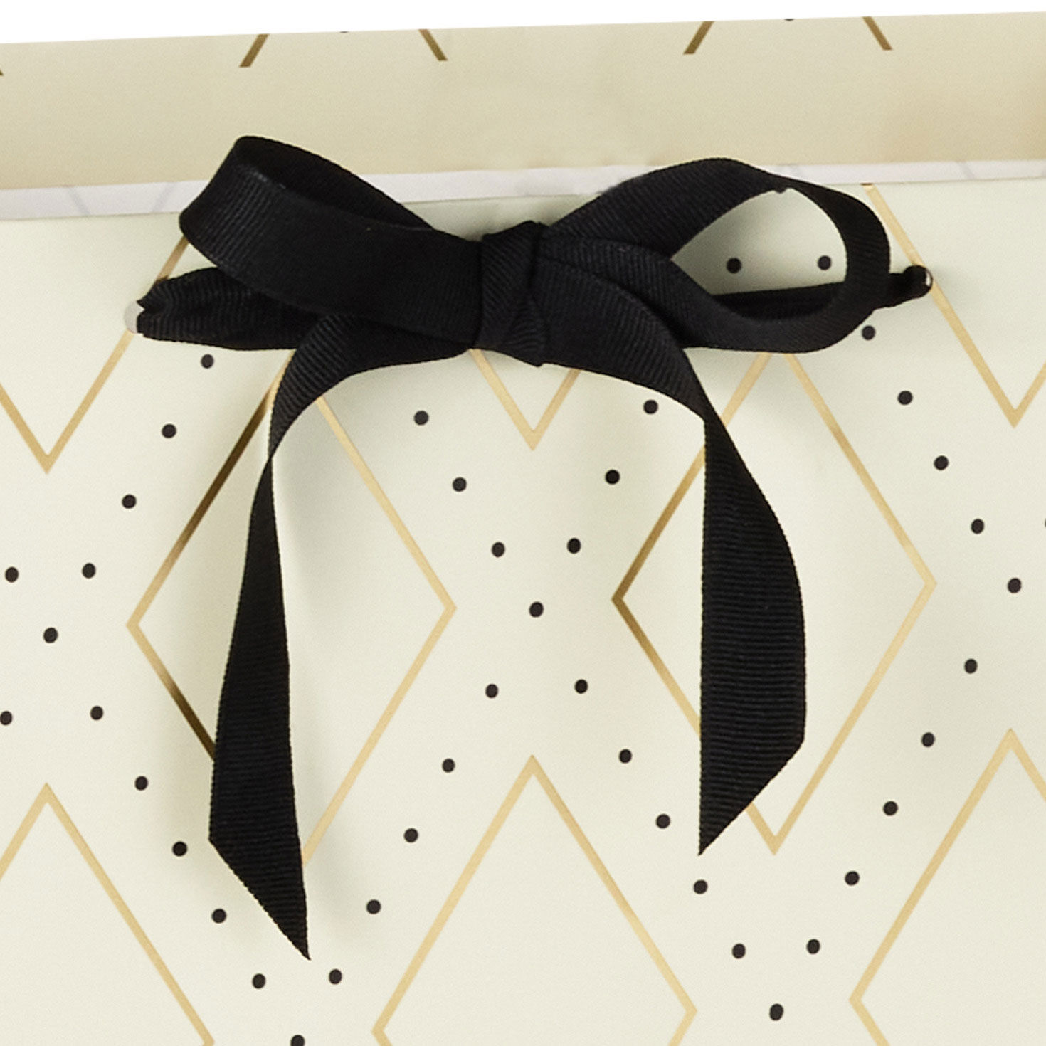 Gold and Black Diamonds and Dots on Cream Jumbo Bag Handle Detail image number 4