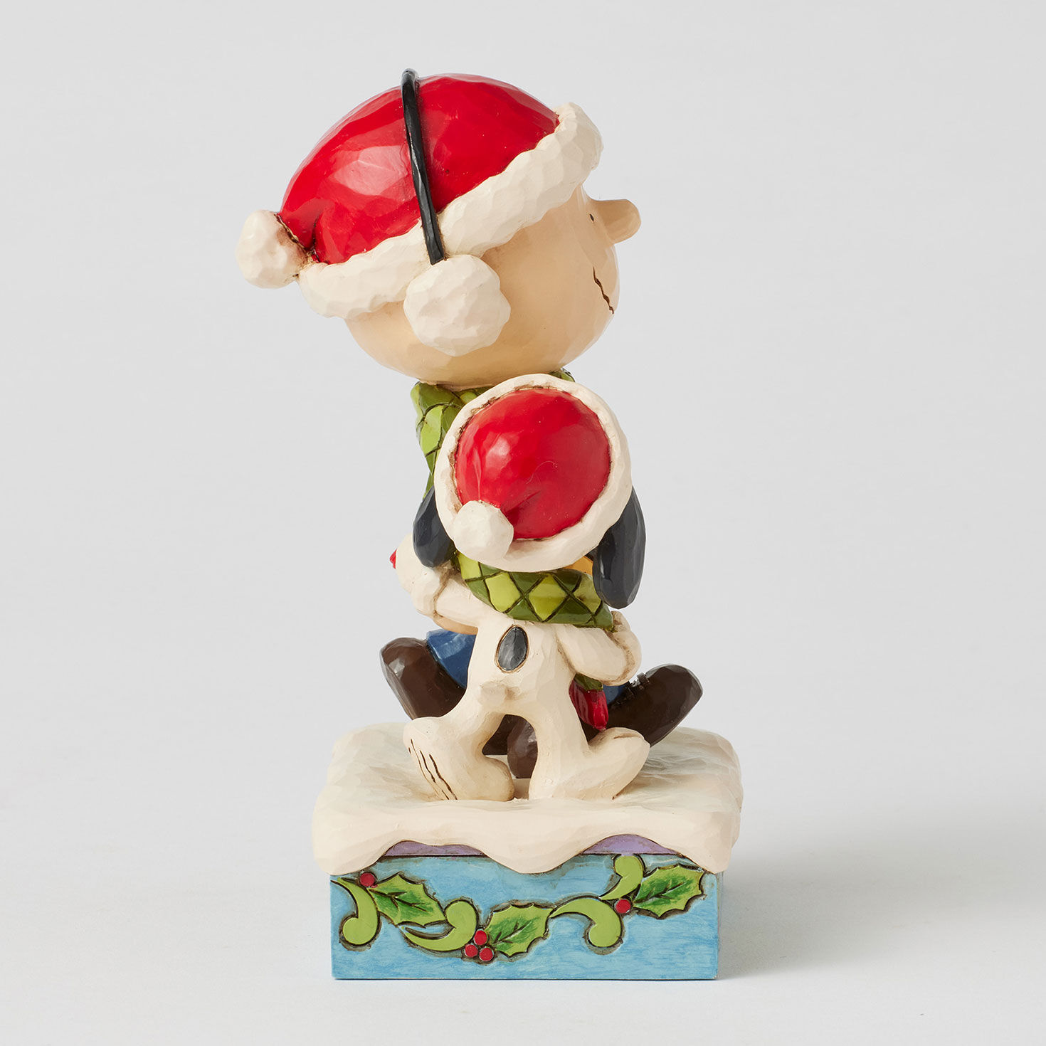 Charlie Brown and Snoopy Sharing Scarf Figurine side image number 6