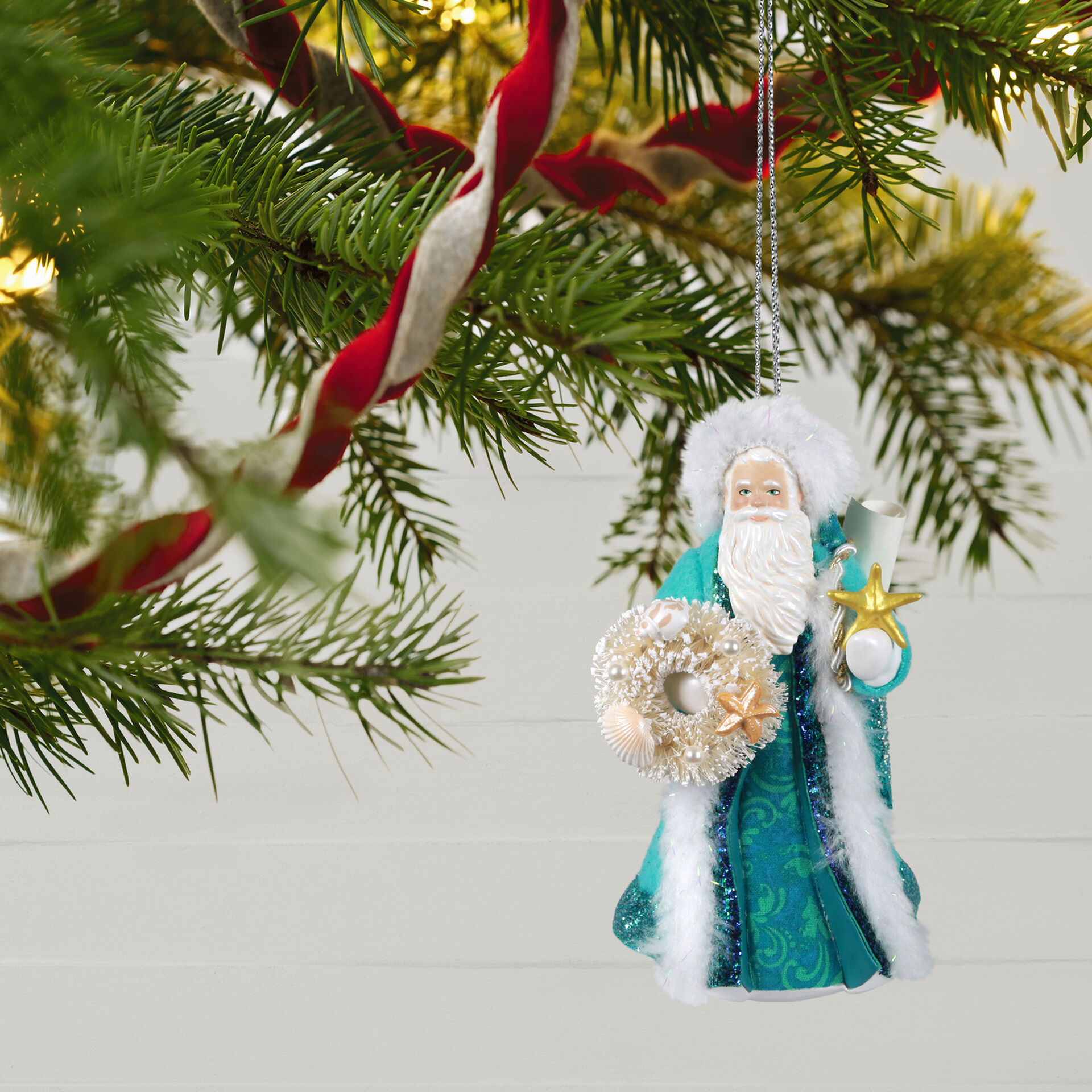white 2018 Hallmark Keepsake Christmas ornament in orig box Father Christmas