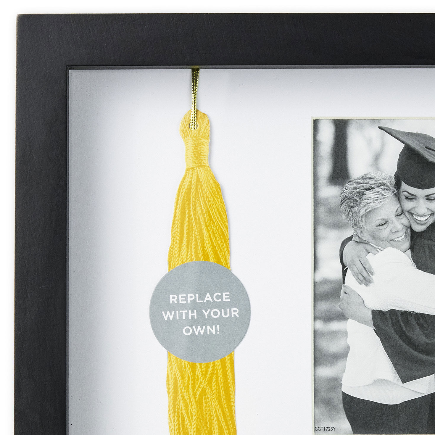 Class of 2026 Graduation Tassel Holder Picture Frame upclose view image number 4