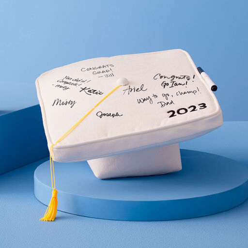2023 Grad Cap Autograph Plush With Marker, 