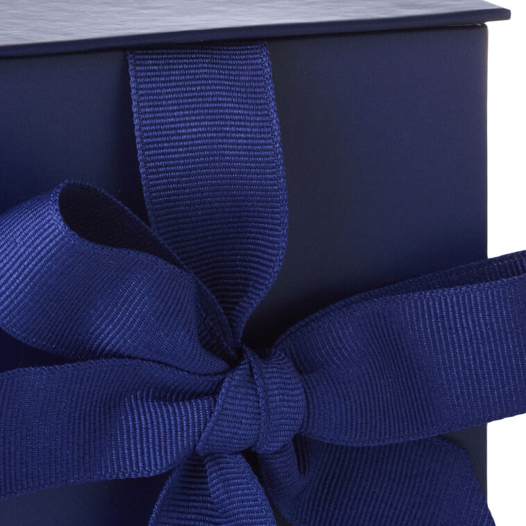Solid Navy Blue Small Square Gift Box side detail image number 5