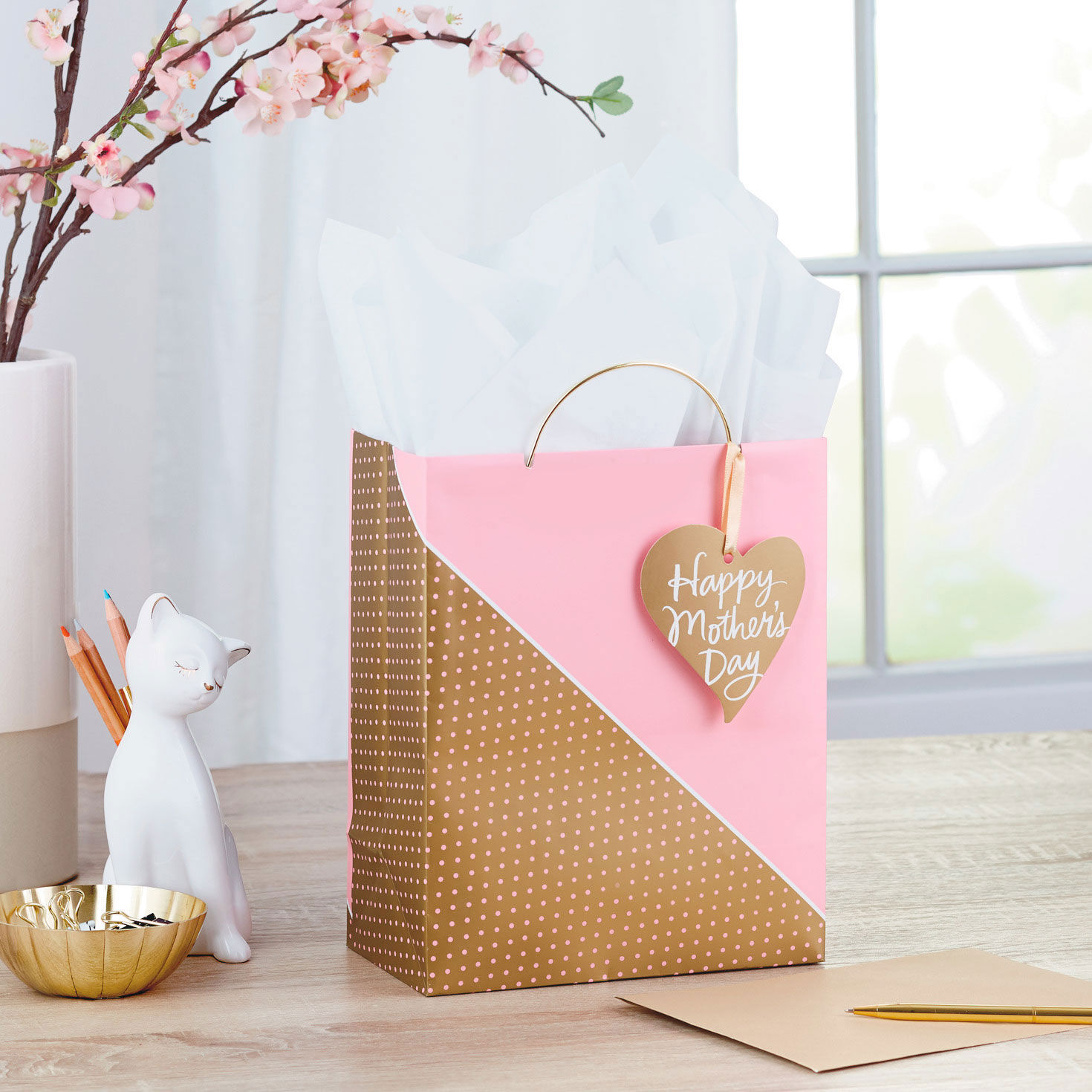Pink and gold gift bags best sale