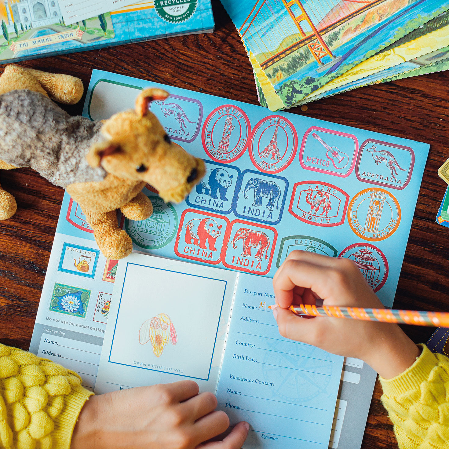 World Traveler Pretend Play Set, , large image number 4