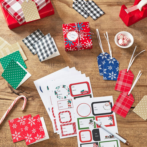 Classic and Elegant Christmas Gift Tag Kit, 