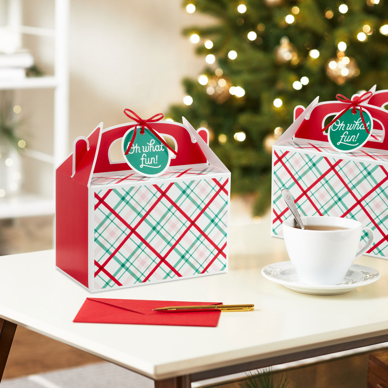 Oh What Fun Plaid 3-Pack Christmas Gable Boxes in use image number 2