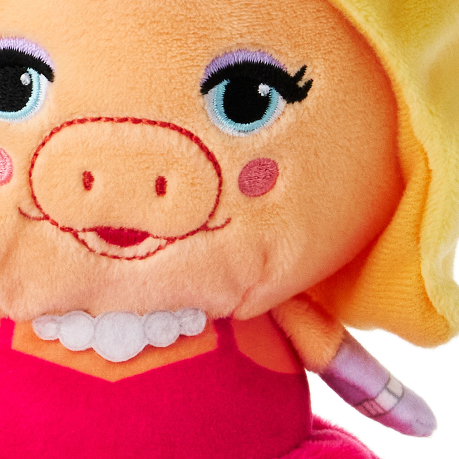 Better Together Kermit and Miss Piggy Magnetic Plush  image number 6