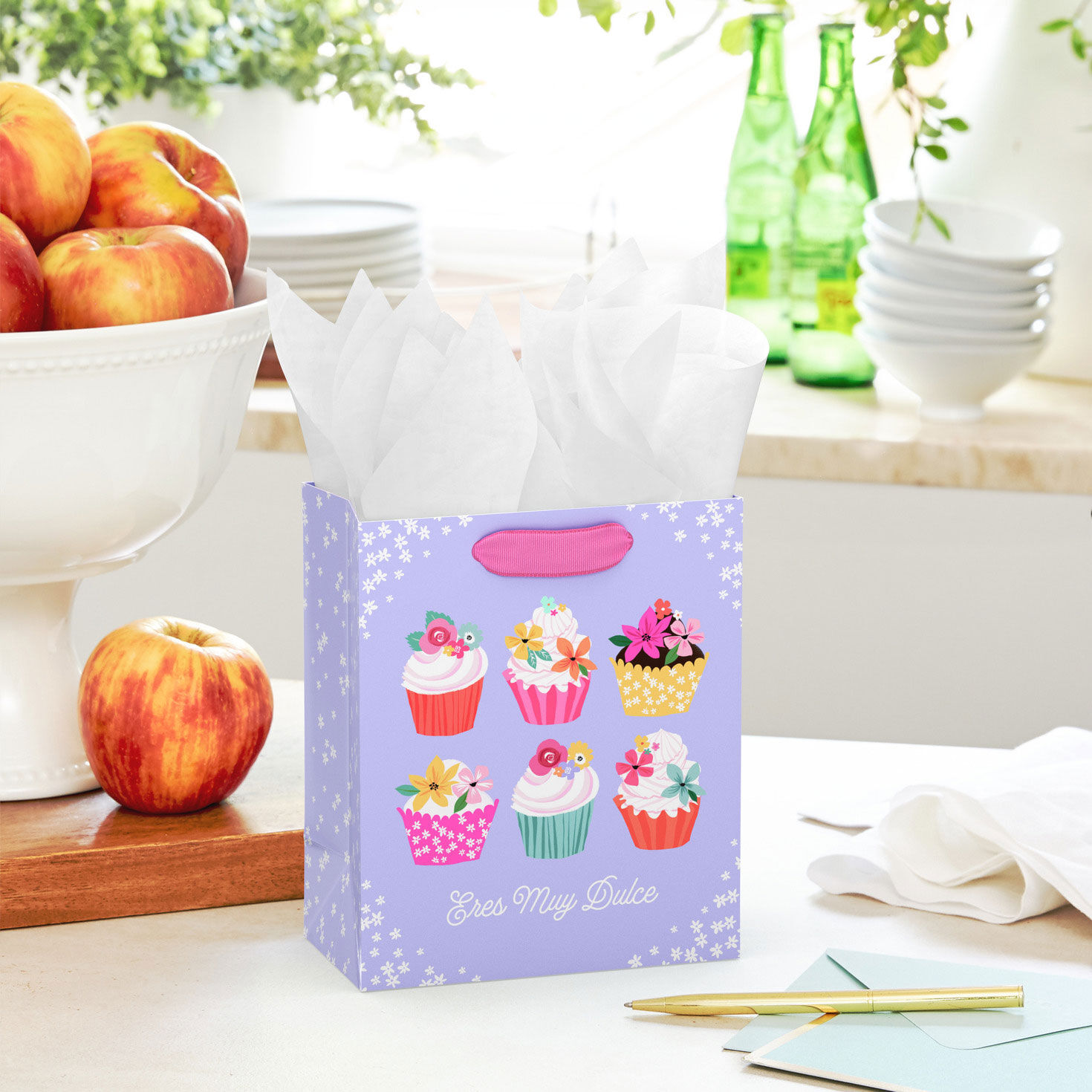 Spanish Language Cupcakes Small Lavender Gift Bag in use image number 2