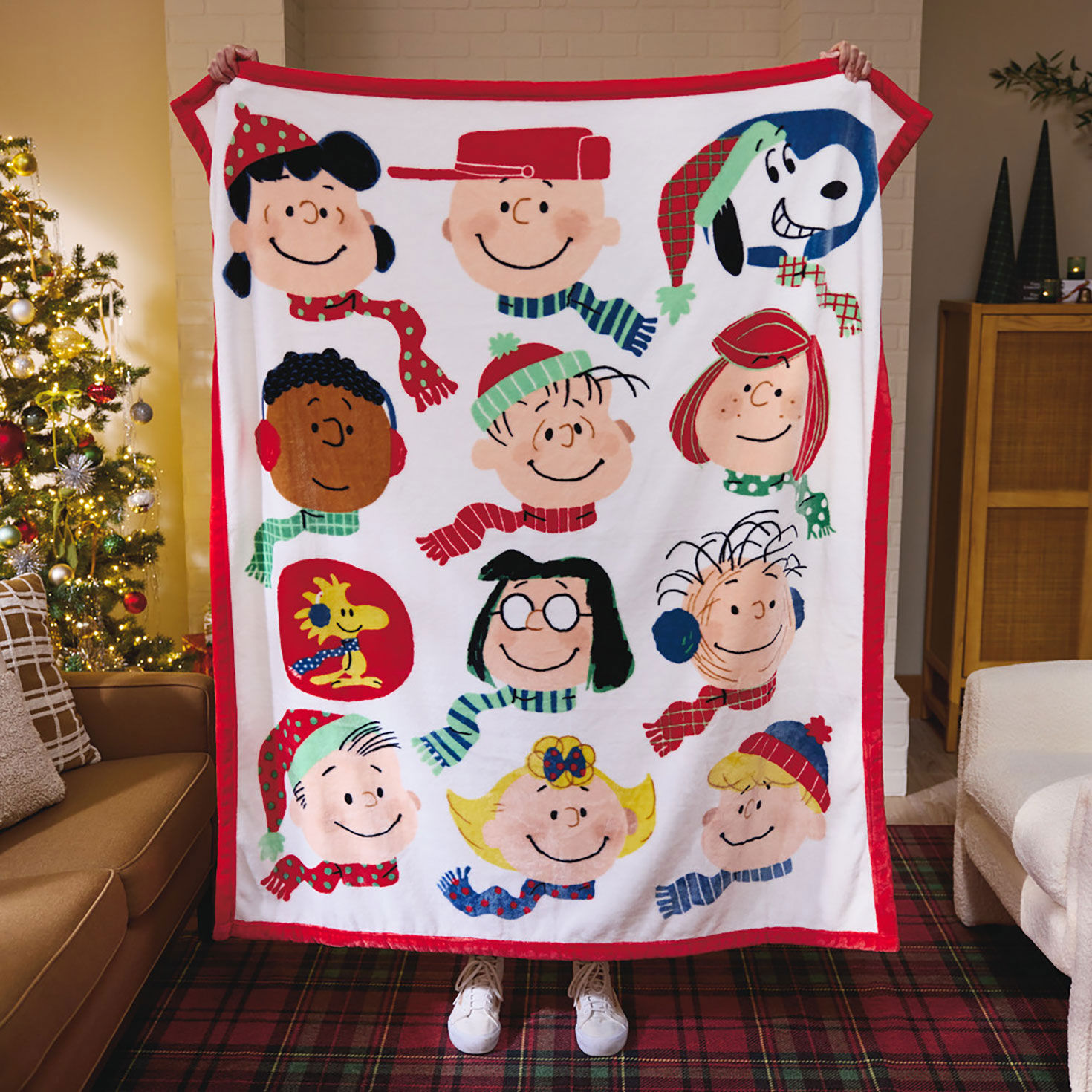Peanuts holiday blanket sale