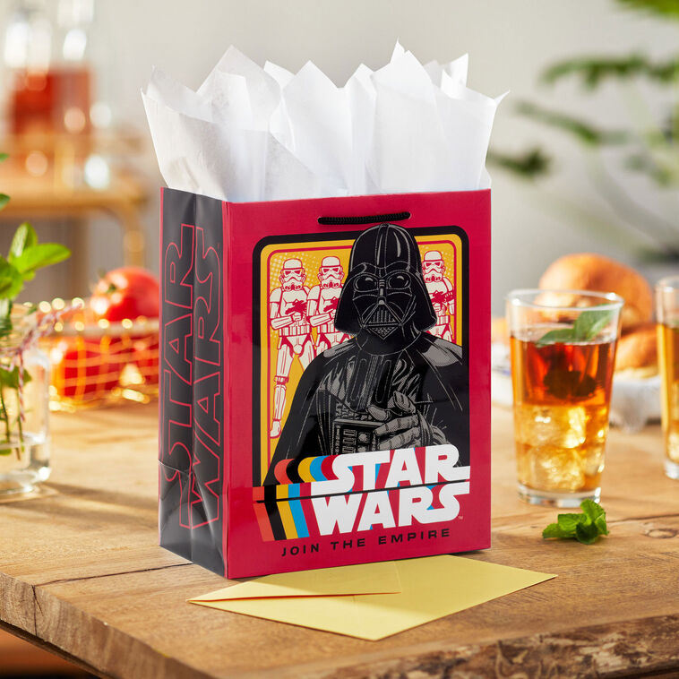 Star Wars Darth Vader Medium Gift Bag in use image number 2