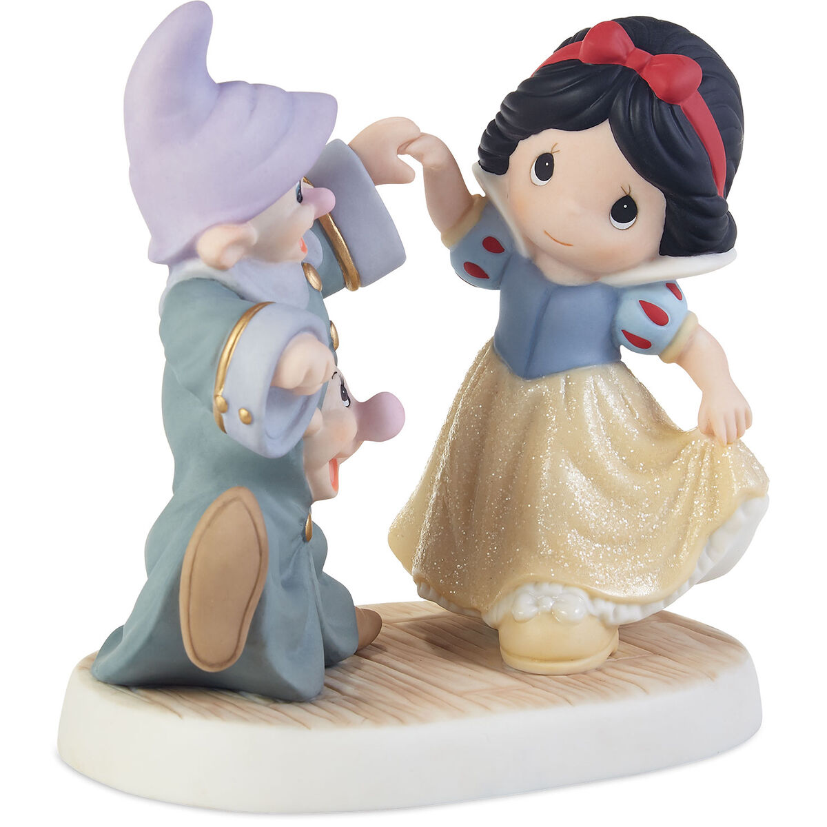 Precious Moments Disney Snow White and Dwarfs Dancing Figurine, 5.5