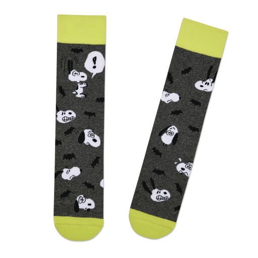 Peanuts® Scared Snoopy Halloween Crew Socks, 