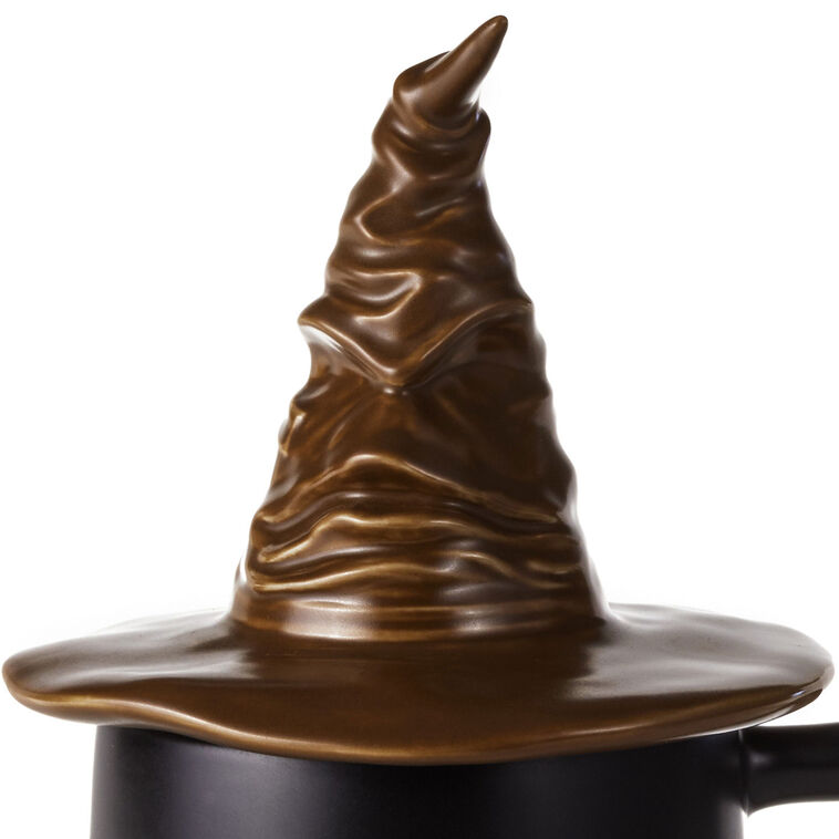 Harry Potter Talking Sorting Hat Mug With Lid detail image number 3