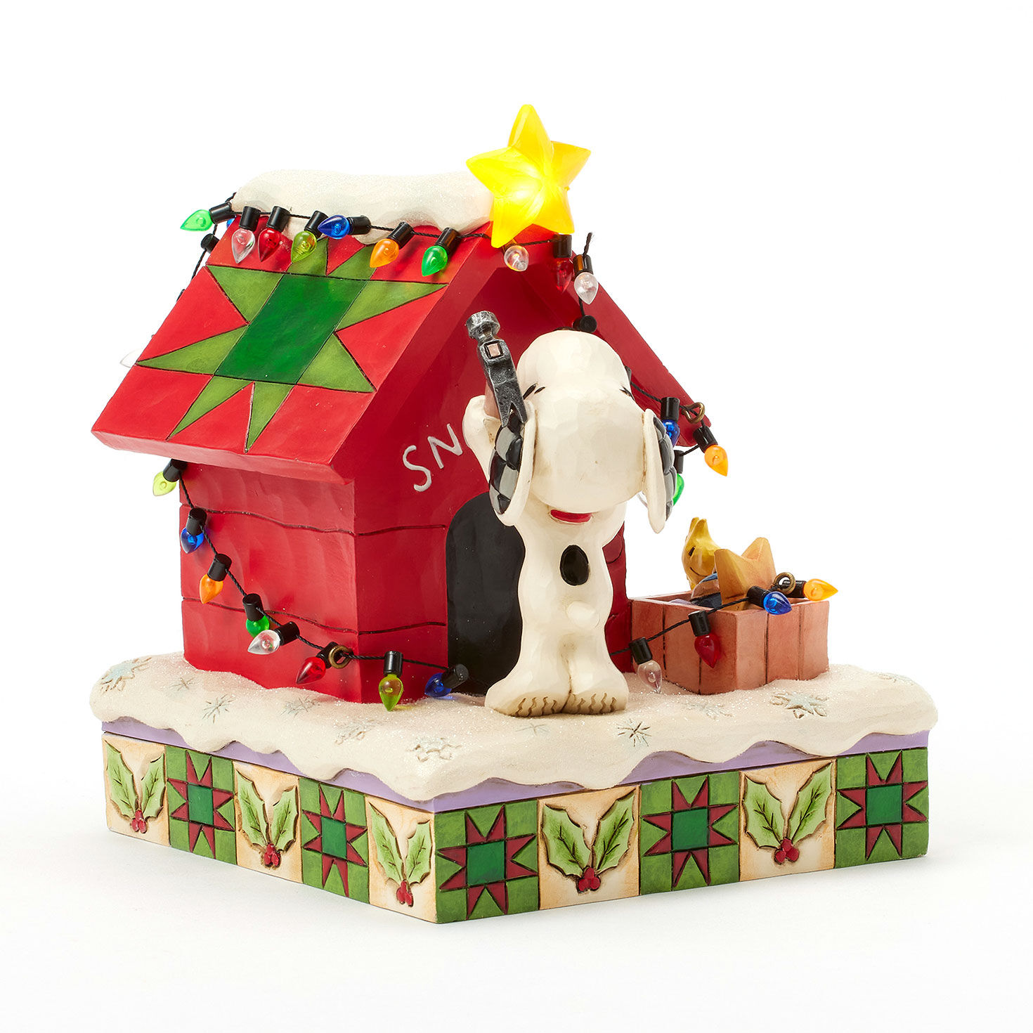 Snoopy Decorates Doghouse for Holidays Figurine side image number 5