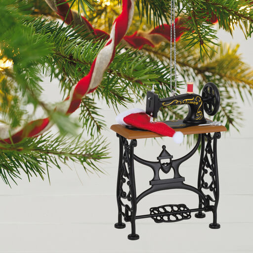 Sew Vintage Sewing Machine Ornament, 