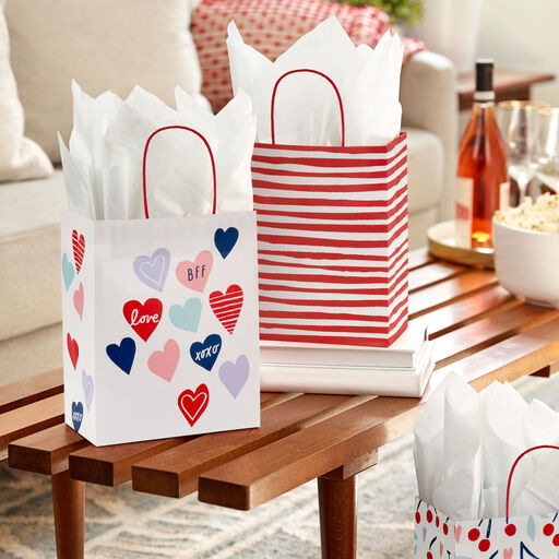 9.6" Assorted 3-Pack Medium Valentine's Day Gift Bags, 