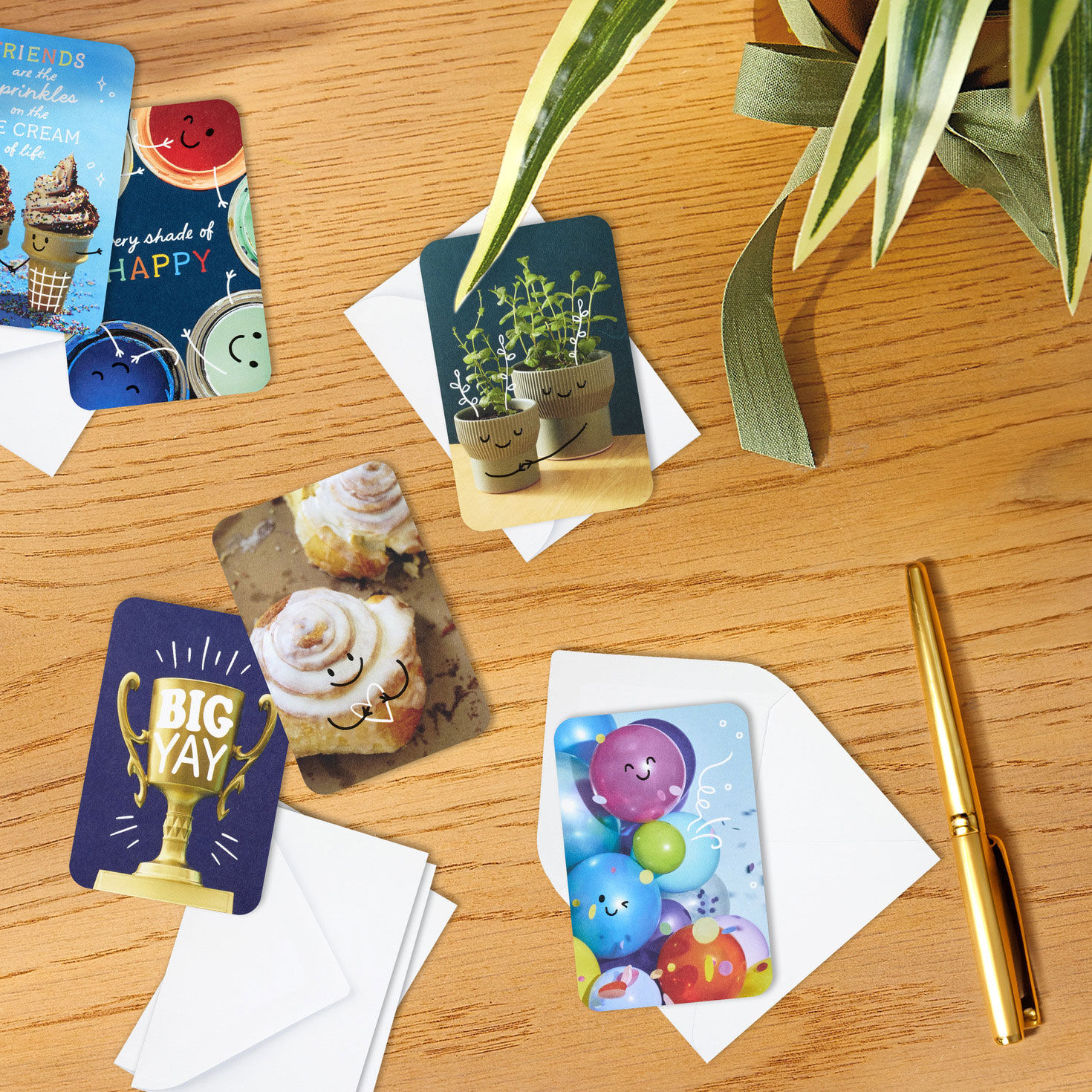 Happy Illustrations Mini Cards Pack in use image number 9