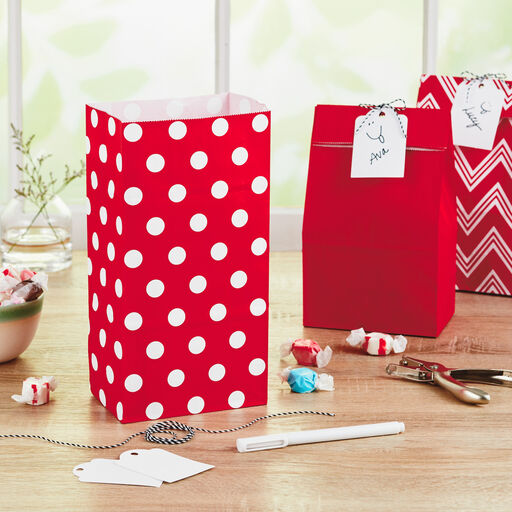Red Assorted Paper Goodie Bags, Pack of 30, 
