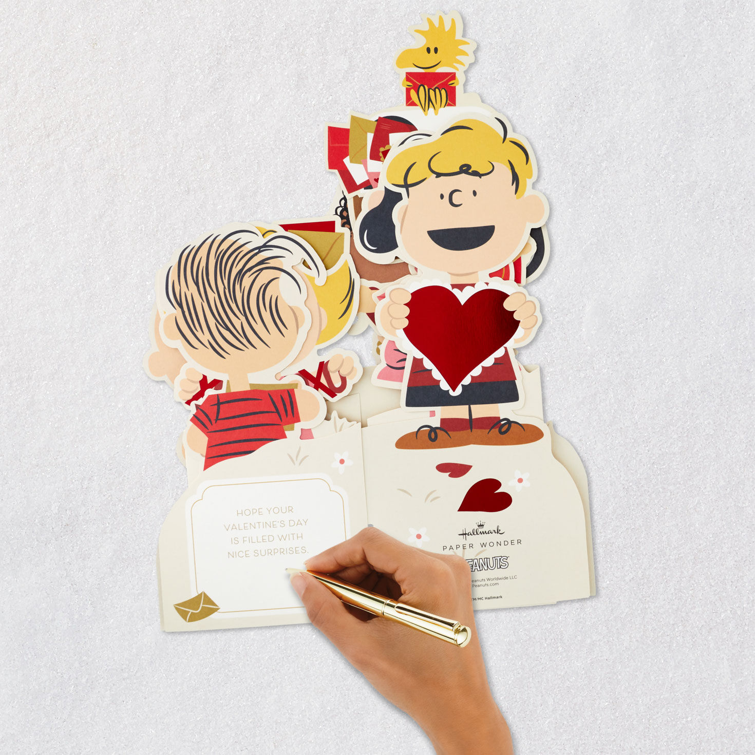 Peanuts Gang Jumbo 3D Pop-Up Valentine's Day Card signing card image number 8