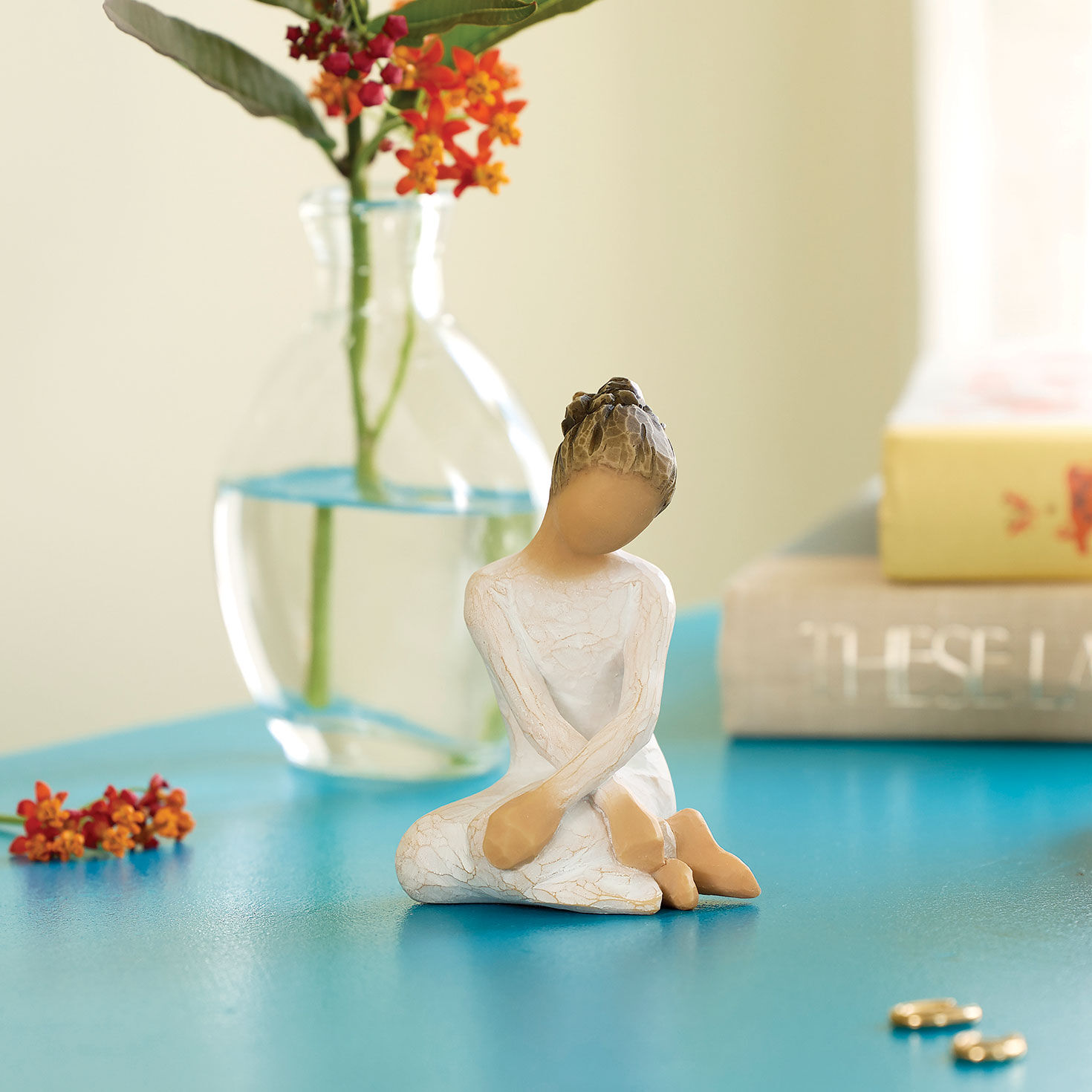 Willow Tree Serenity Girl Figurine in use image number 3