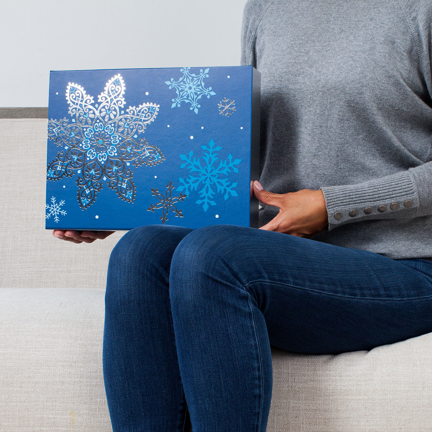 Handmade Christmas Card Assortment in Designed Box package front image number 2