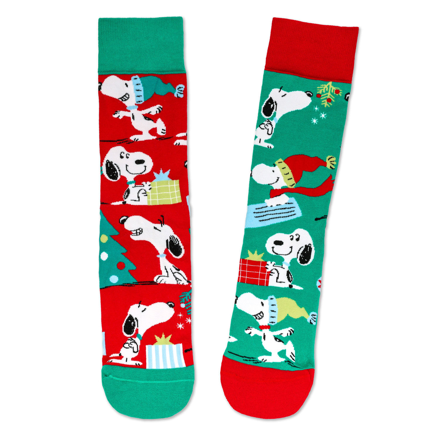 Peanuts® Snoopy Holiday Novelty Crew Socks