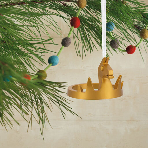 Fortnite Victory Crown Hallmark Ornament, 