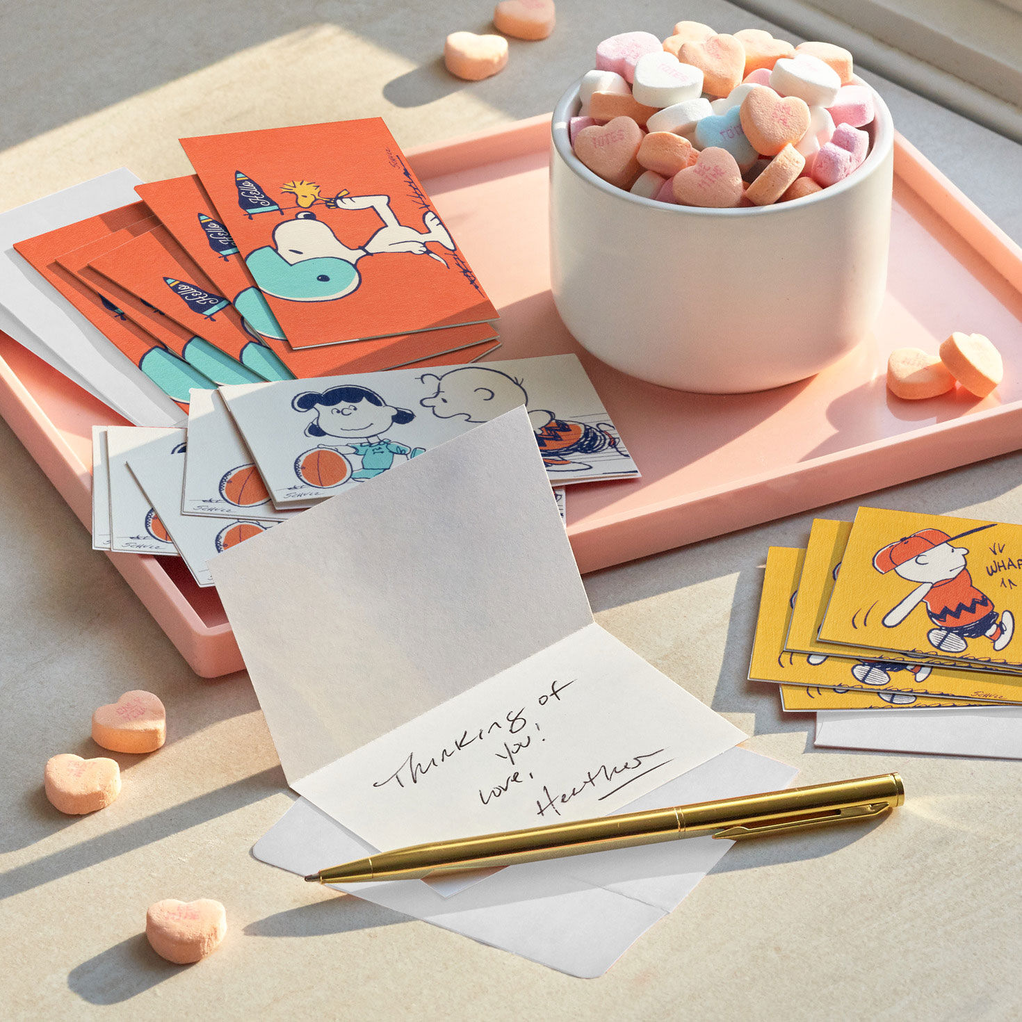 Peanuts Charlie Brown and Snoopy Mini Cards Pack in use image number 8