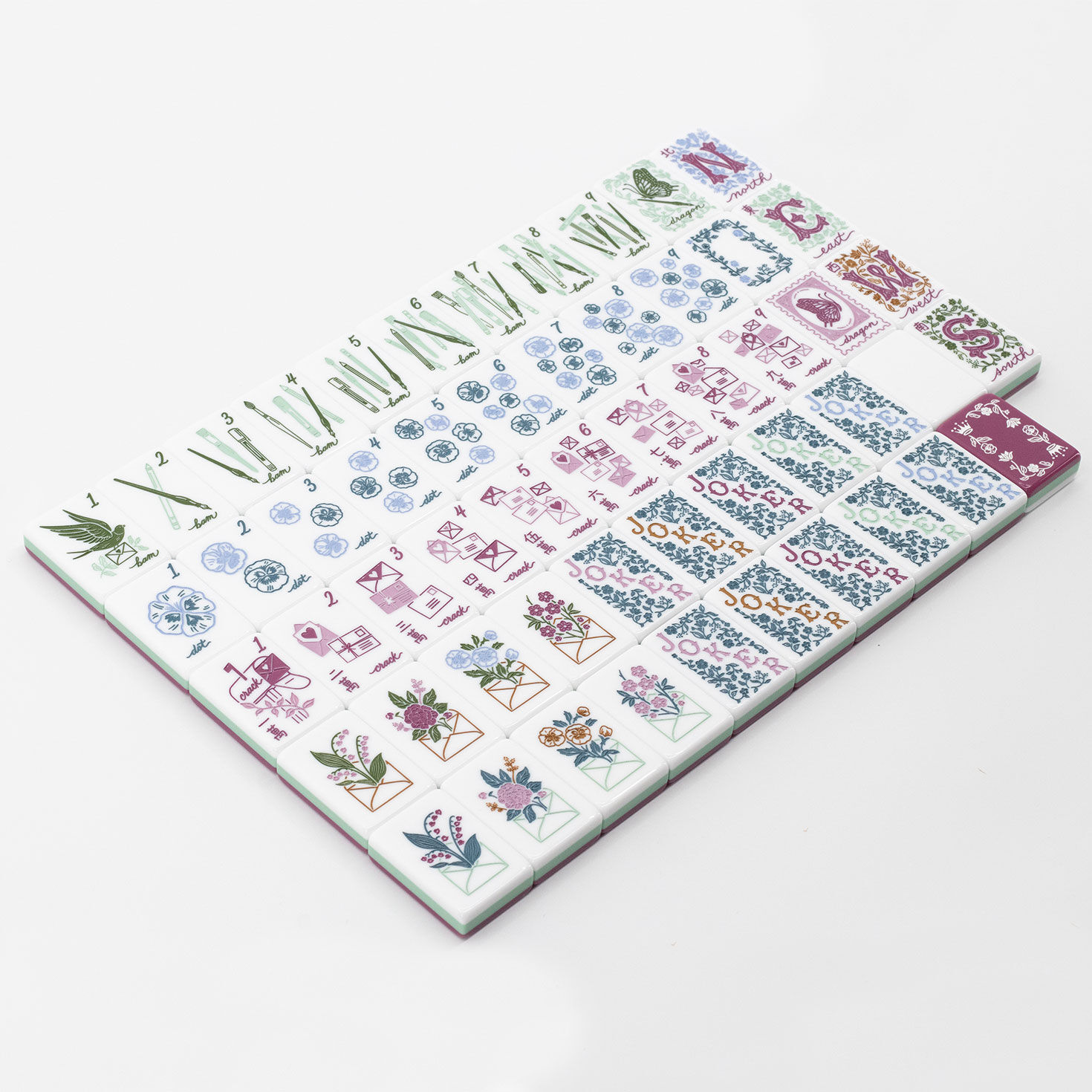 Miss Heirloom Mahjong Tile Set With Mat and Box front image number 3