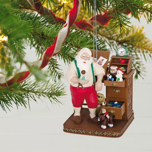 The Artist at Work Special Edition Exclusive Ornament, 
