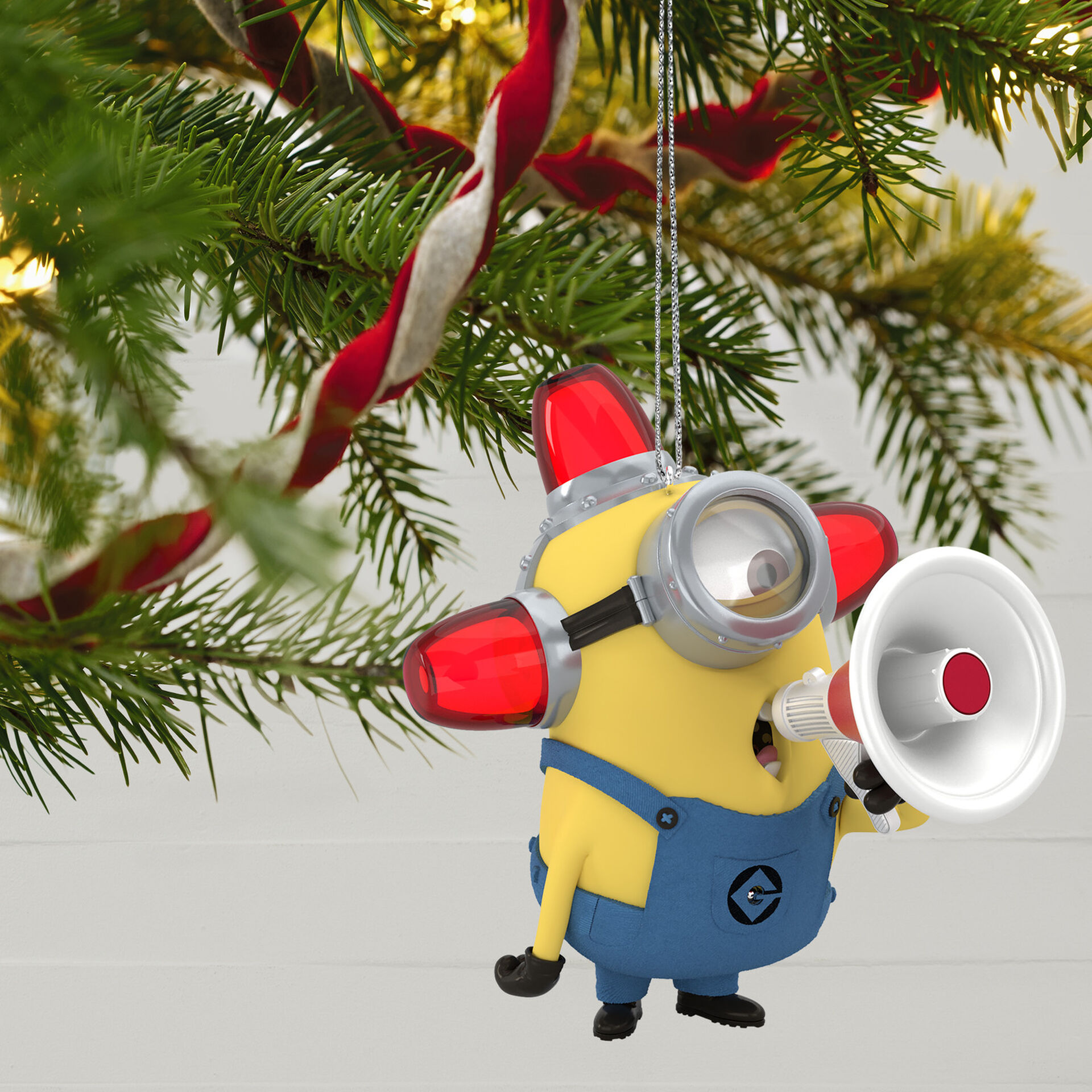 Despicable Me Minion Peekbuster Ornament With Motion Activated Light And Sound Keepsake Ornaments Hallmark