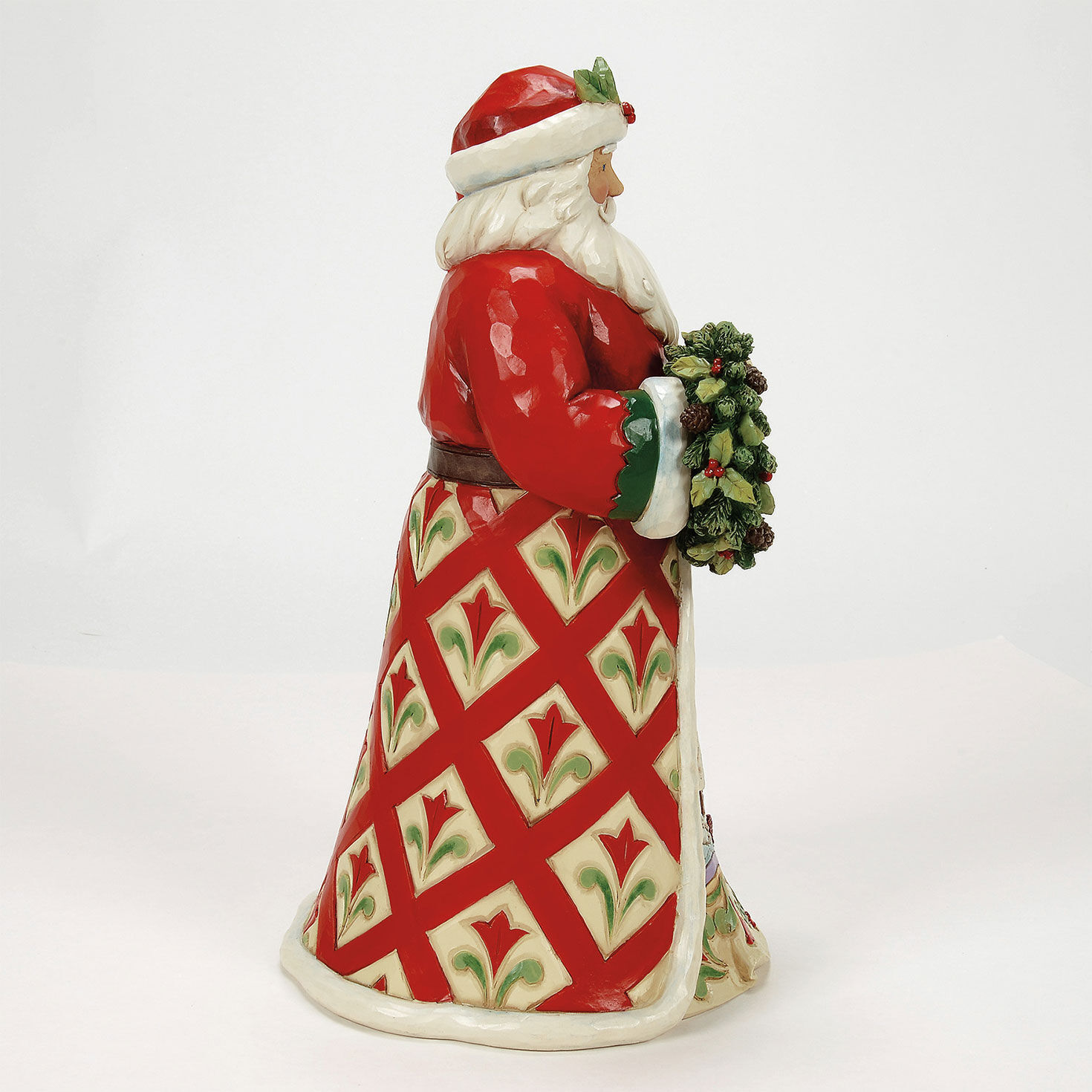 Jim Shore Santa With Lodge Scene Cloak Figurine side image number 4